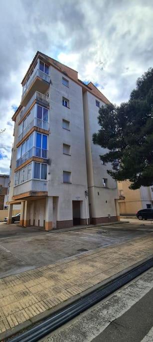 Sunrisemare Vacational Studio Roses Exterior foto